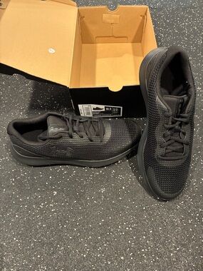 Under Armour Men’s Black Mesh Athletic Trainers